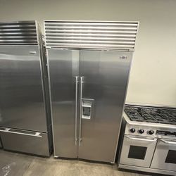 SUBZERO 42” SIDE BY SIDE TWO DOOR REFRIGERATOR