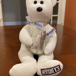 2006 Ty Beanie Babies Hershey’s Kisses White Bear 