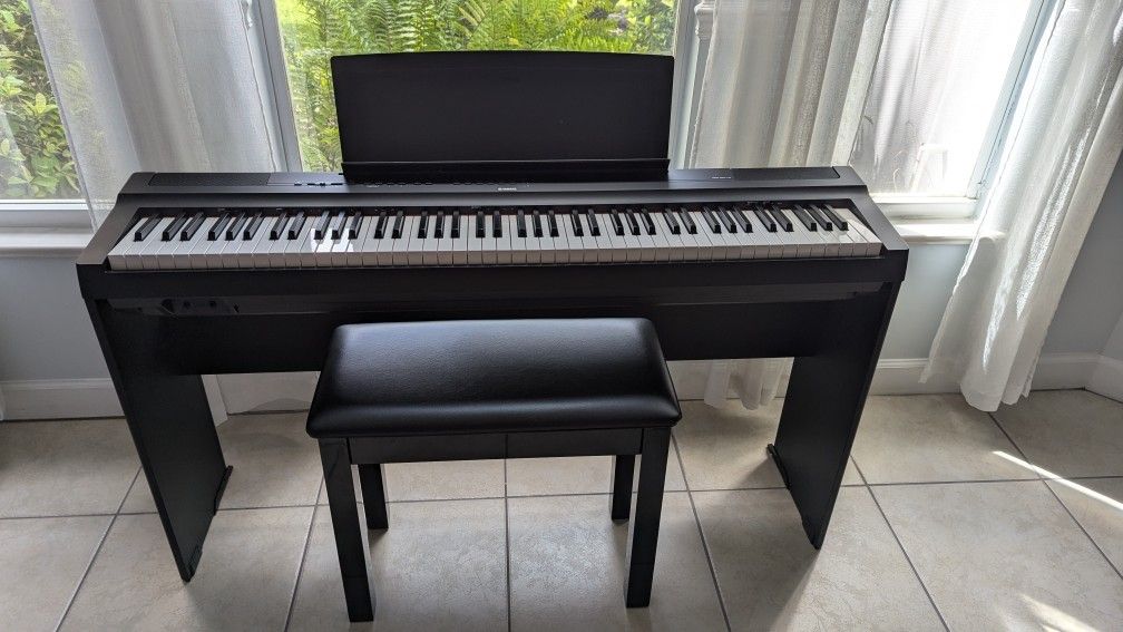 Yamaha P125B 88 Key Digital Piano, Black Musical instruments Yamaha P125B 88 Key Digital Piano, Black Musical instruments