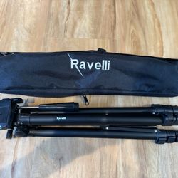 Ravelli Camera Tripod with Carry Bag