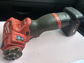 Milwaukee M12 Cordless Cut-Off Grinder with Battery