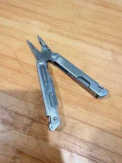 Leatherman Free P2