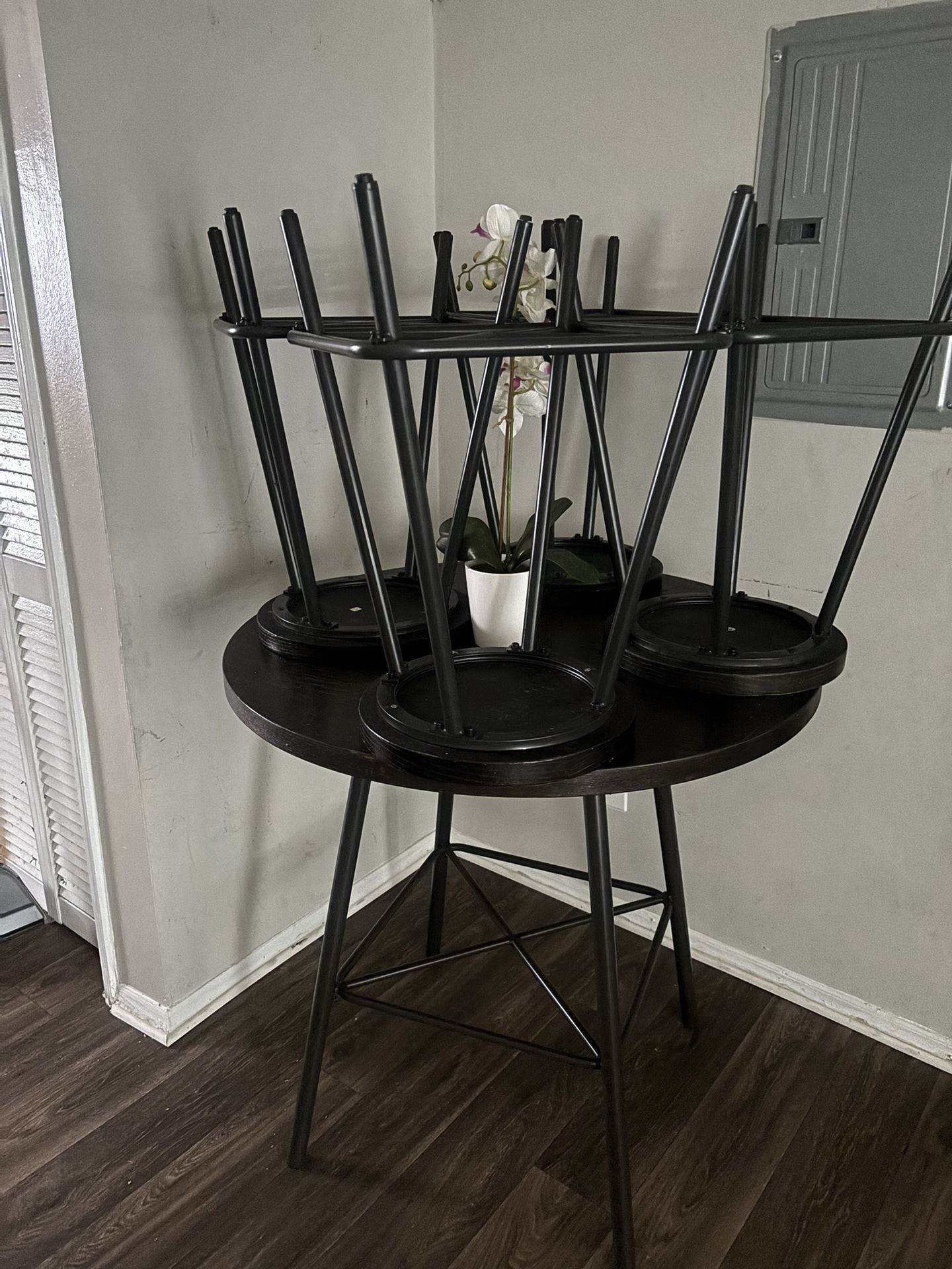 Kitchen Table
