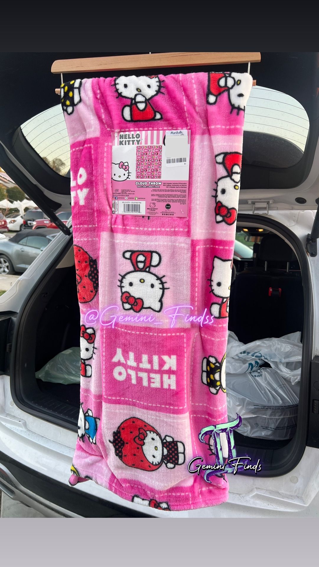 Hello Kitty Strawberry Blanket 