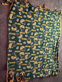 Green Bay Packers Snuggie Blanket for Sale in Columbus, OH - OfferUp