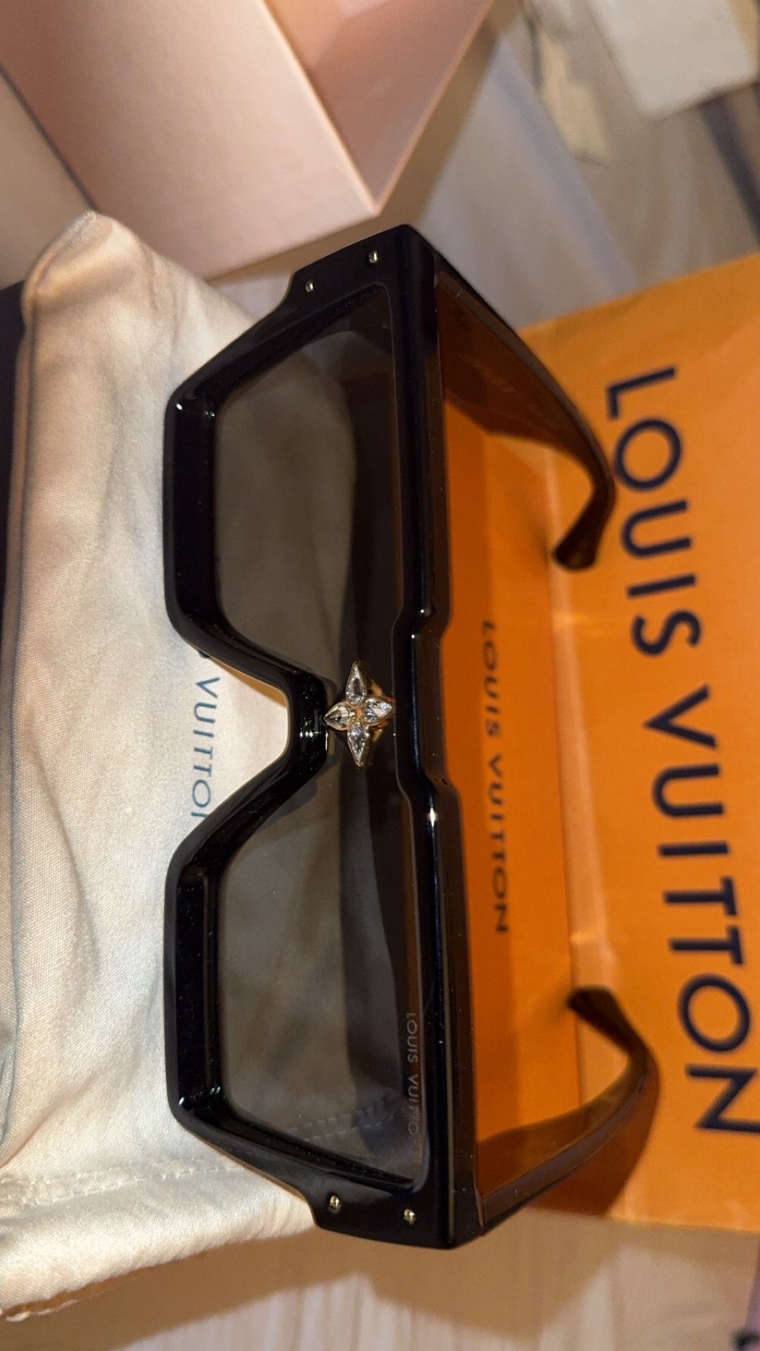Louis Vuitton ‘Cyclone Sunglasses’