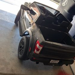 12V Ford F-150 Raptor Battery Ride-on Toy, Carbonized Grey, Kids Ages 3+, by Huffy