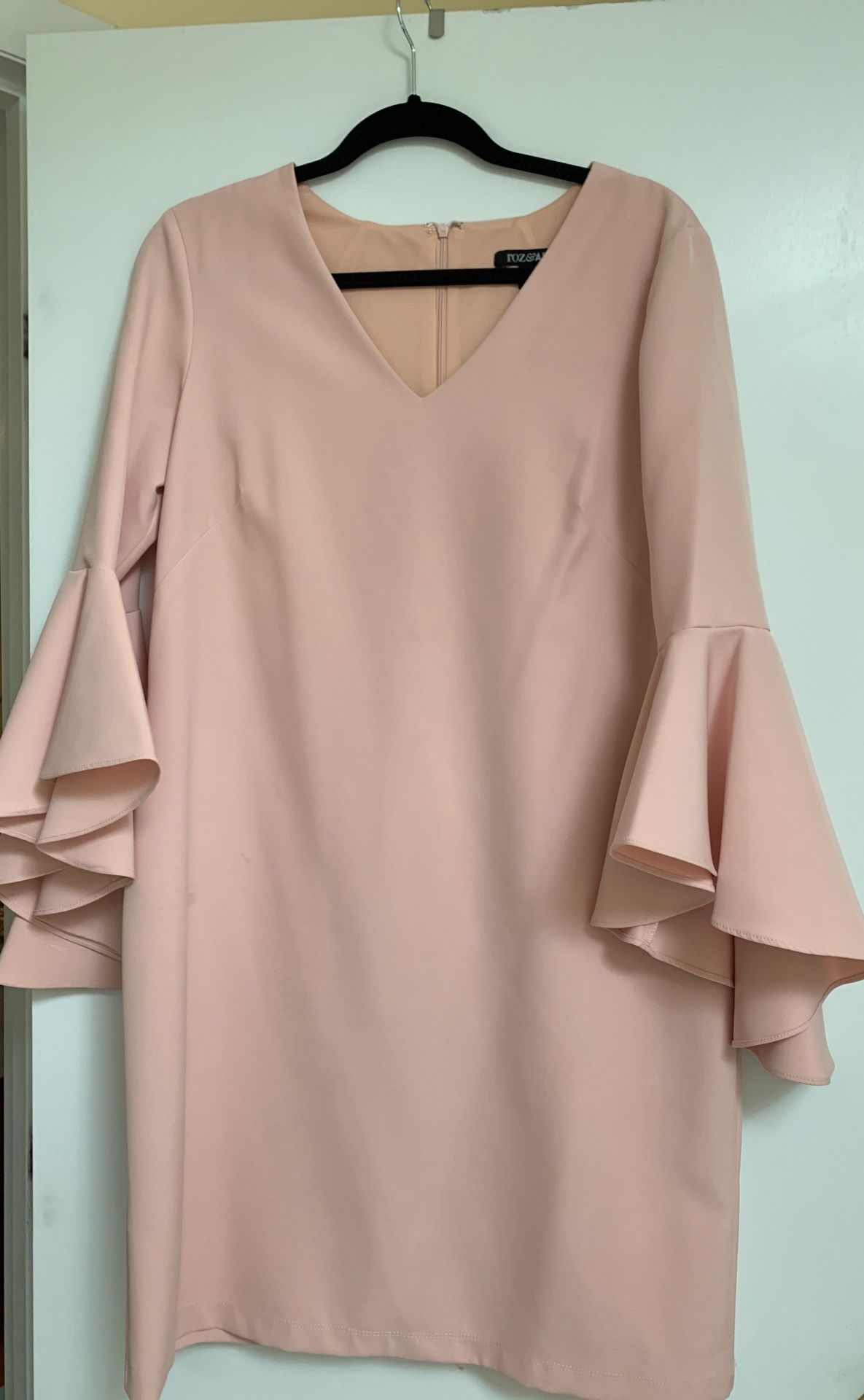 Roz & Ali size 10, pink dress
