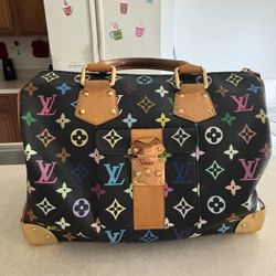  Louis Vuitton 