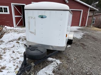 5x10 enclosed trailer
