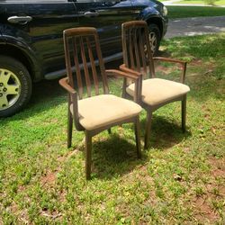 Set of 6 Dinning Room Chairs