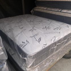 Full Size Mattress Pillow Too