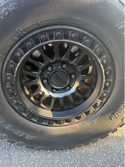 17” KMC WHEELS ONLY NO TIRES