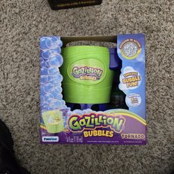 Brand New Bubble Machine. "CHECK OUT MY PAGE FOR MORE DEALS "