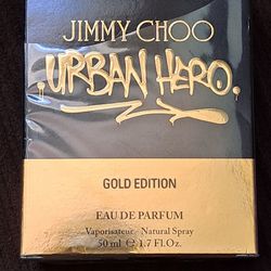 NEW " JIMMY CHOO WOMAN'S PARFUM SPRAY 30$