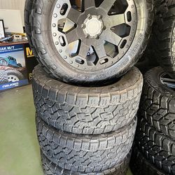 Black rhino rims with Toyo tires!!