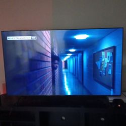 4k 65" Samsung TV With Entertainment Stand