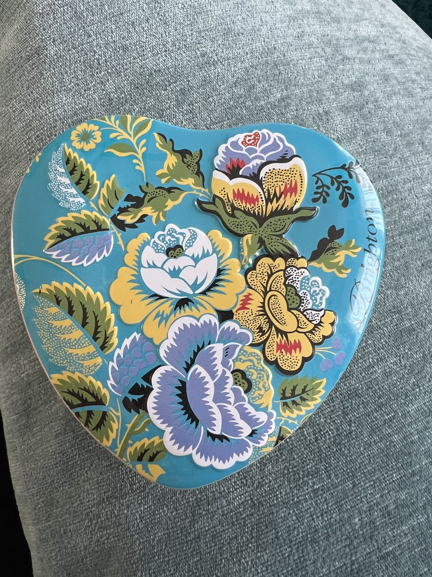 VTG Brighton Floral on Blue Heart Shaped Tin Jewelry Box 3 3/4”