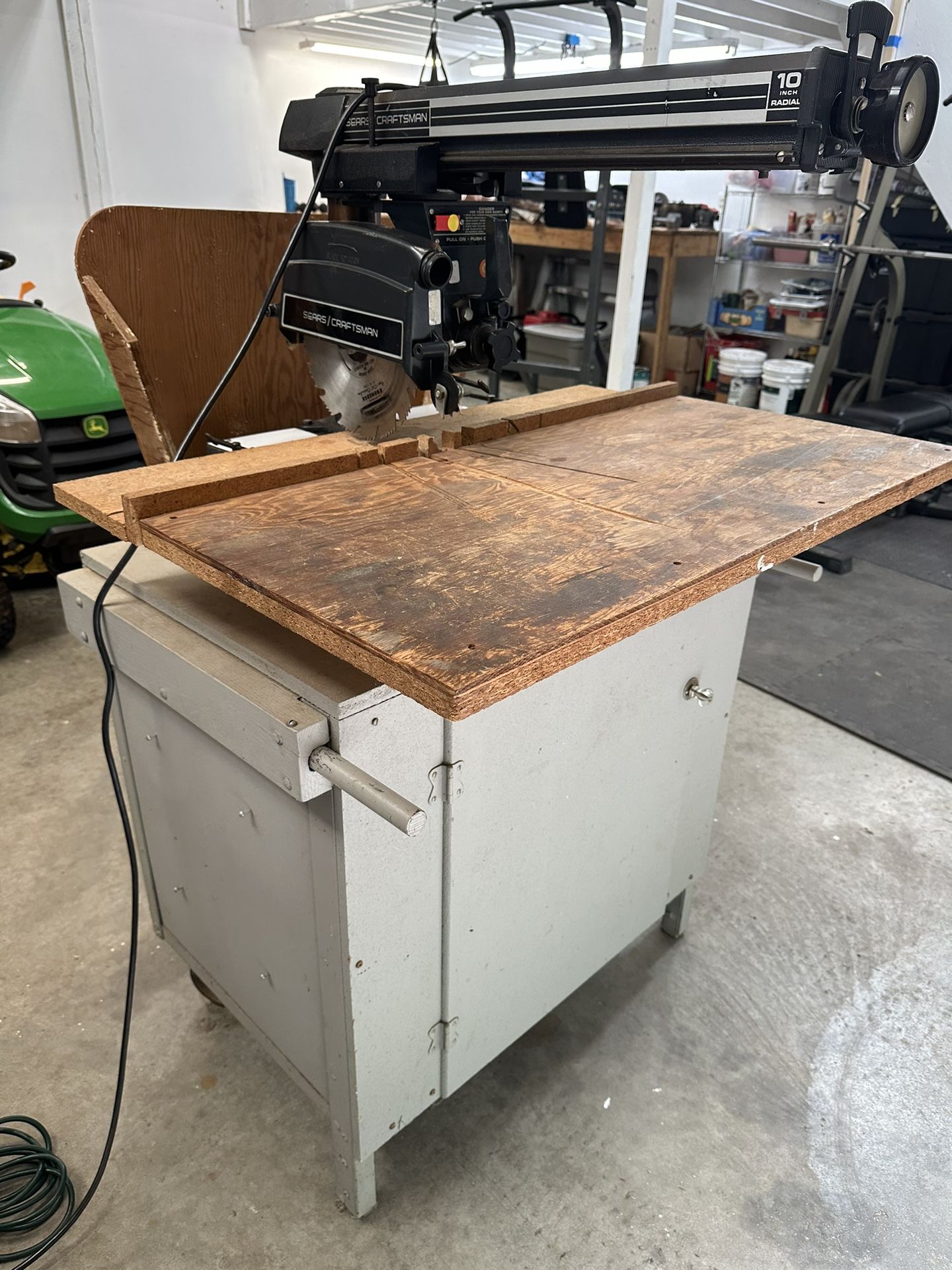 Craftsman 10-inch Radial Saw