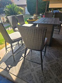 Outdoor Wicker Bar Height Patio Set