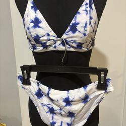 Women’s Swimsuit 