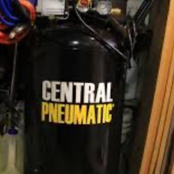 21 Gal Air Compressor With Hose 