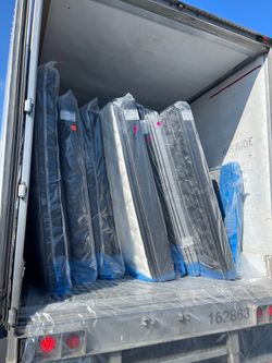 Clearance on New Mattresses! 😃