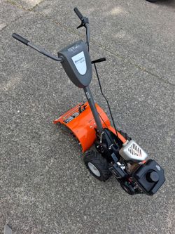 Husqvarna CRT900 Selfpropeld Tiller.Excellent Condition. Pick up fremont sea. No lowball offers please. No trades.