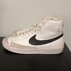 Nike Blazer Mid 77’s