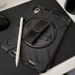 Apple iPad Mini 6th Generation 64 GB Wi-Fi + 5G  8.3 In - Starlight NEAR MINT