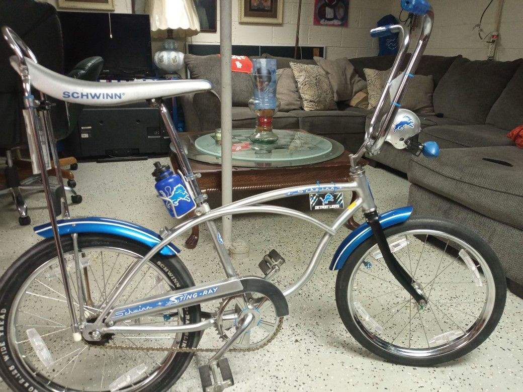 1978 CUSTOM CREATED DETROITS LIONS SCHWINN STINGRAY BIKE
