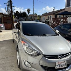 2012 Hyundai Elantra 