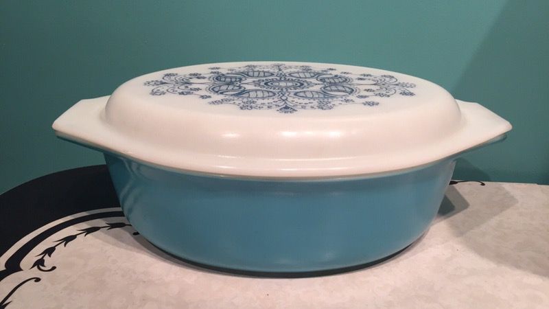 Vintage Pyrex Casserole dish Blue doily Robin egg blue Turquoise