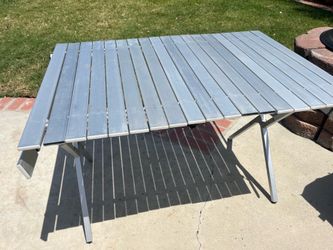 Outdoor table