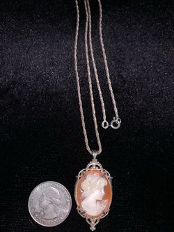 925 cameo and chain for the ladies 24 inches