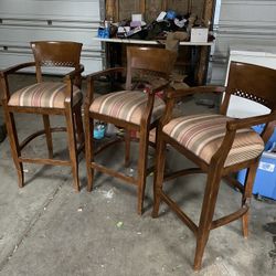 Chair / Barstools