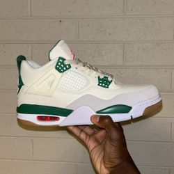 Jordan 4 Pine Green