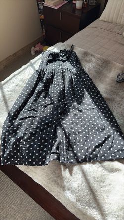 Polk a dot long dress size M