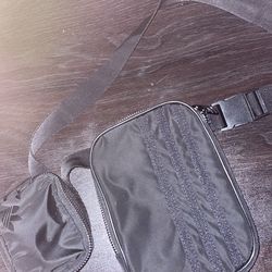 ADDIDAS CROSS BODY 