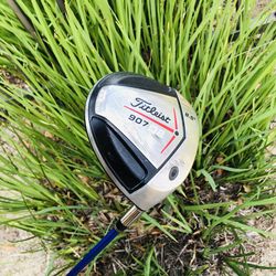 Titleist 907 D2 8.5* Driver with Graphite Design YS-6+ Stiff Shaft