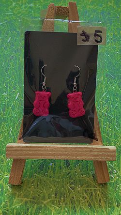 Art Sale : Earrings