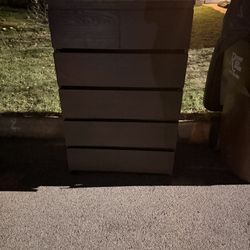 Free Dresser