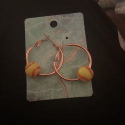 Small Hoop Earrings 