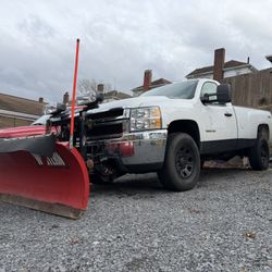 2013 Chevy 3500HD Plow Truck & Salter (Low Miles)  (Read ad before messaging) 