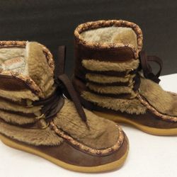 VINTAGE YODELERS WINTER BOOTS FUR-LINED WITH SUEDE - WOMENS SIZE 5 1/2