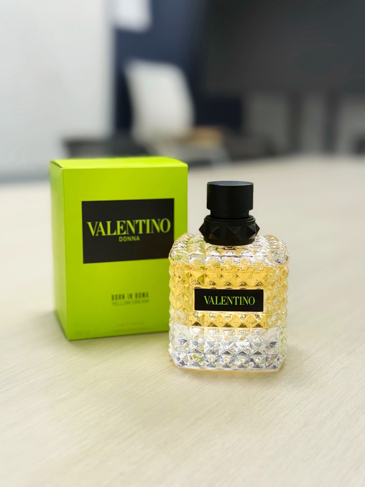 Valentino Yellow Dream