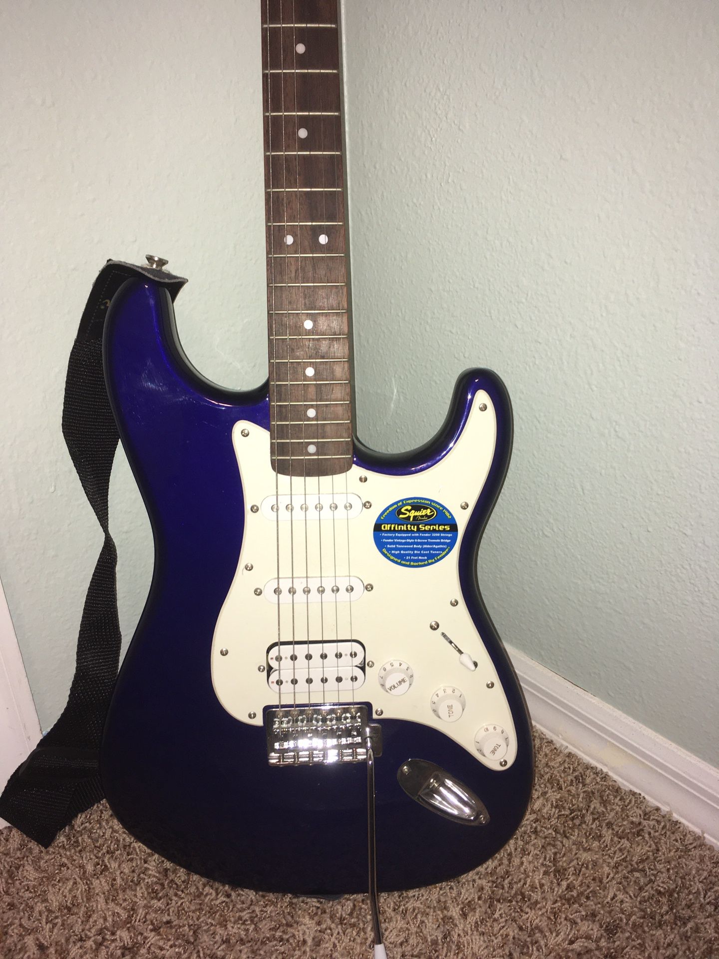 Fender Electric Guitar with amp, case and tuner