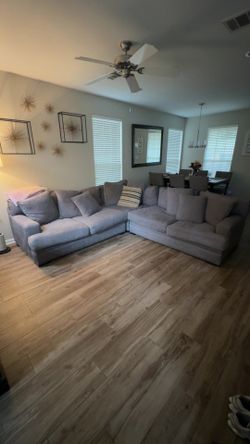 Couches sectional