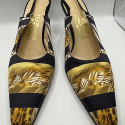 SALVATORE FERRAGAMO SIZE # 8.5