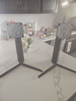 Ultra Gear Monitor Stand